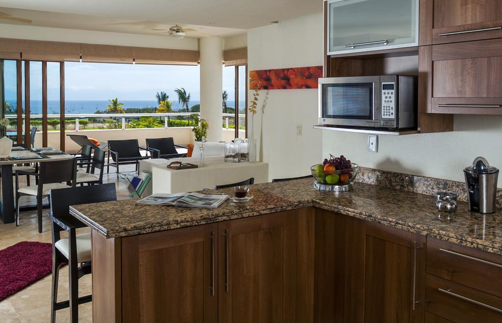 B Nayar Family Luxury Suites & Villas Residences La Cruz de Huanacaxtle Phòng bức ảnh