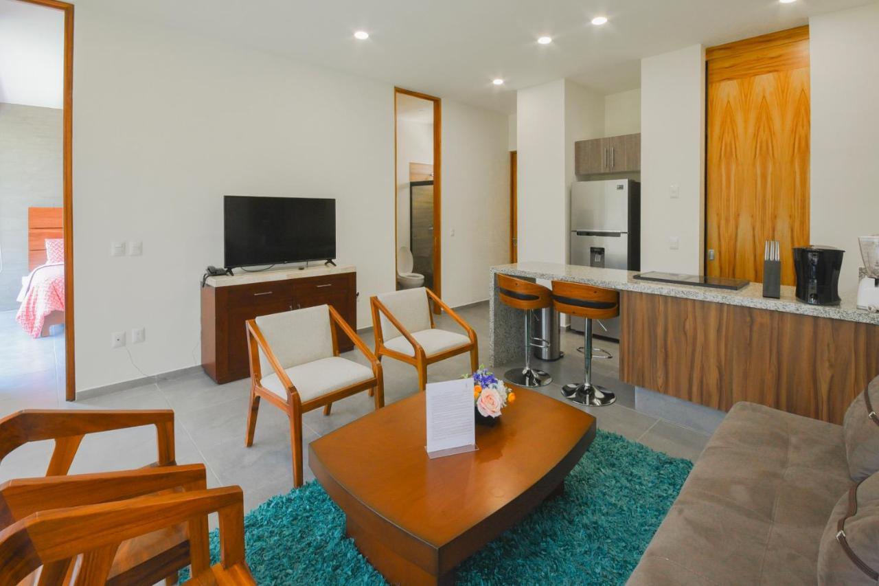 B Nayar Family Luxury Suites & Villas Residences La Cruz de Huanacaxtle Ngoại thất bức ảnh