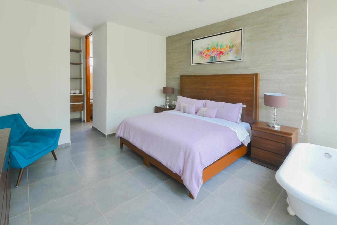 B Nayar Family Luxury Suites & Villas Residences La Cruz de Huanacaxtle Ngoại thất bức ảnh
